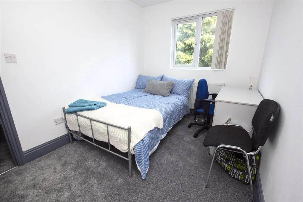 7 bedroom house for rent