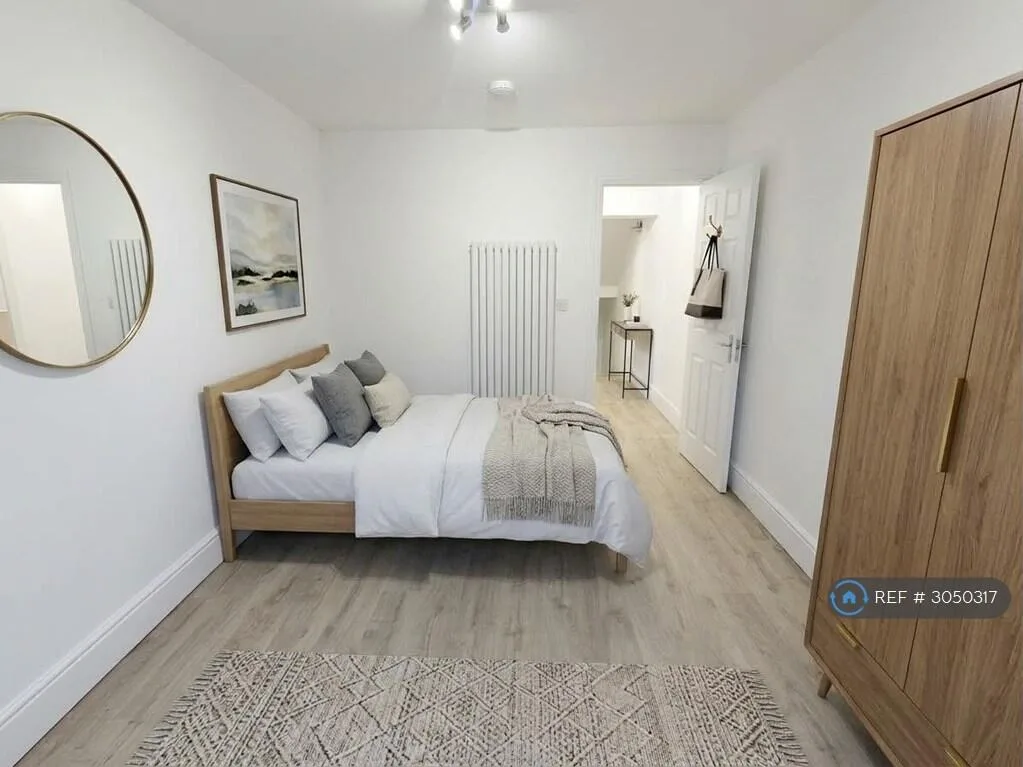 4 bedroom flat for rent