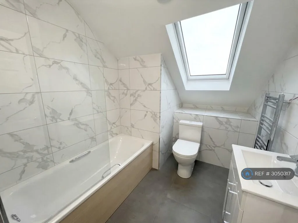 4 bedroom flat for rent