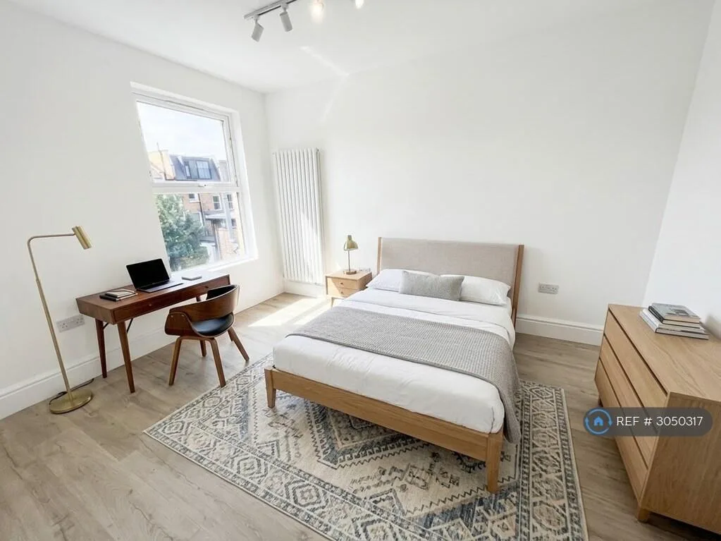 4 bedroom flat for rent