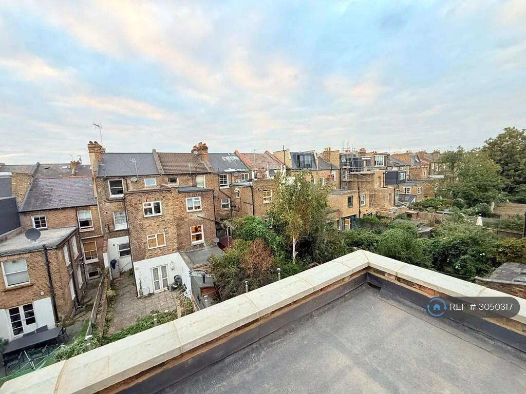 4 bedroom flat for rent