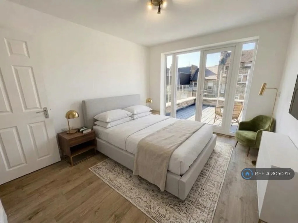 4 bedroom flat for rent