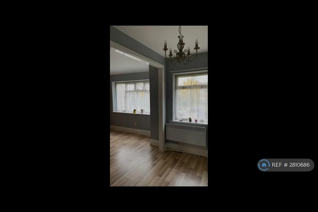 2 bedroom maisonette for rent