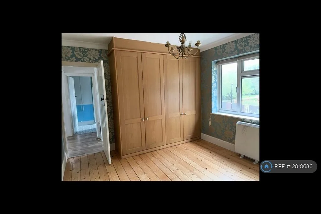 2 bedroom maisonette for rent