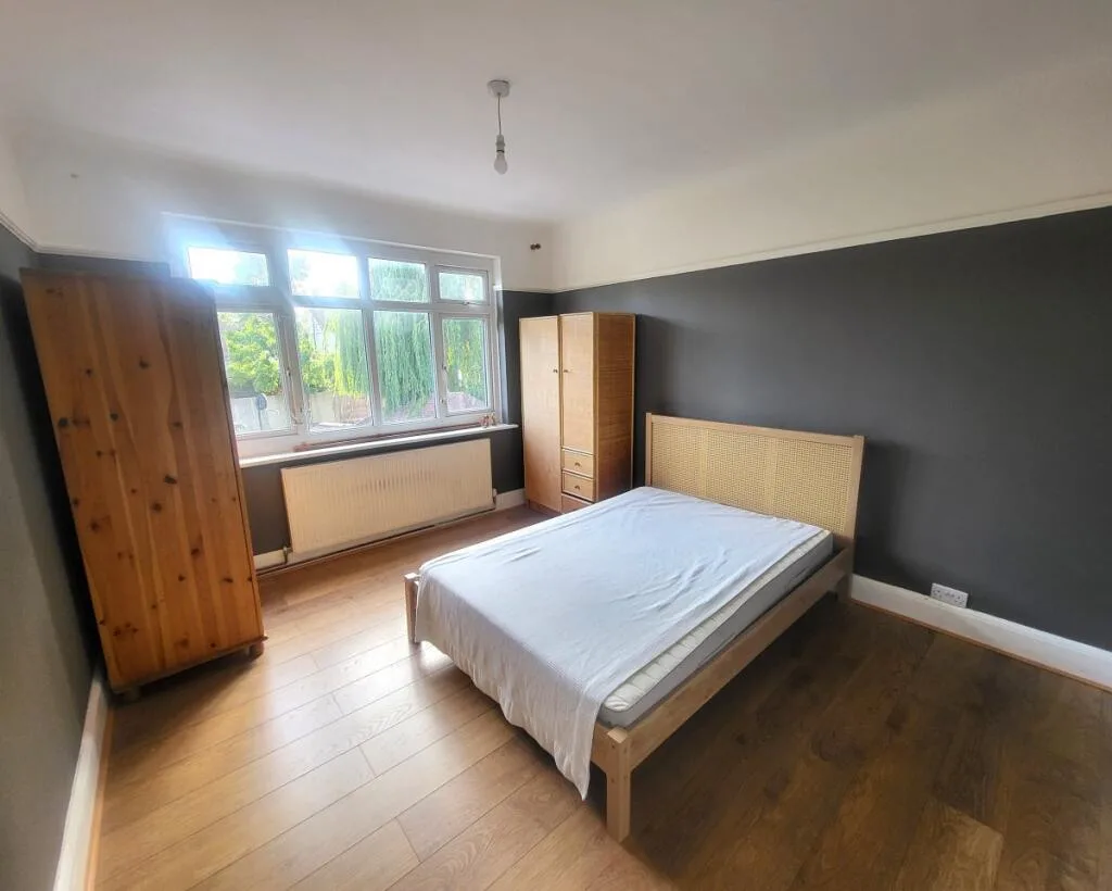 2 bedroom maisonette for rent