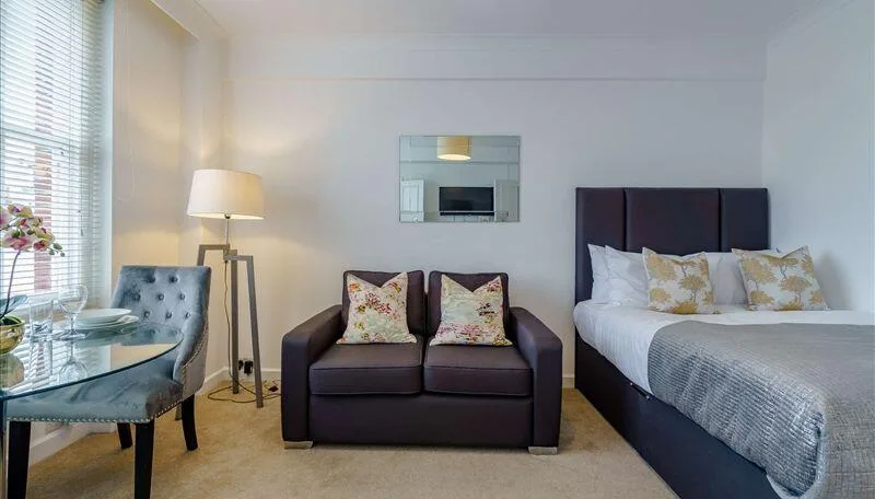 Studio flat for rent