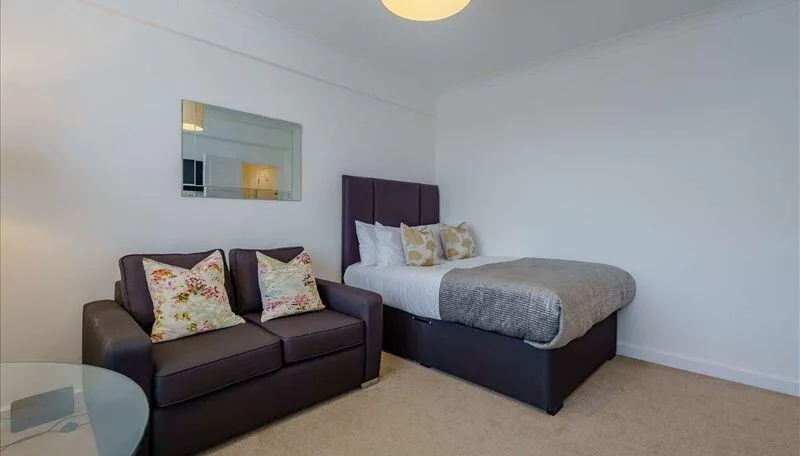 Studio flat for rent