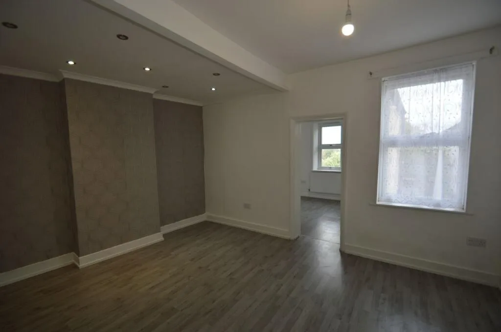 4 bedroom detached house for rent