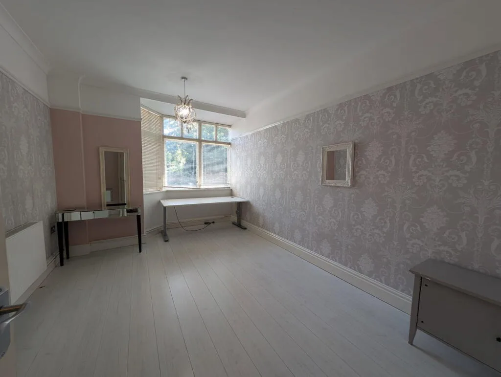 2 bedroom ground floor flat for rent
