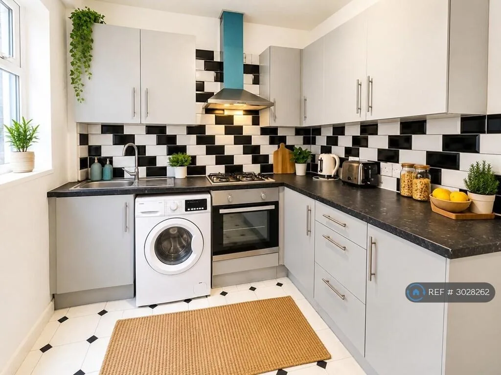 3 bedroom flat for rent