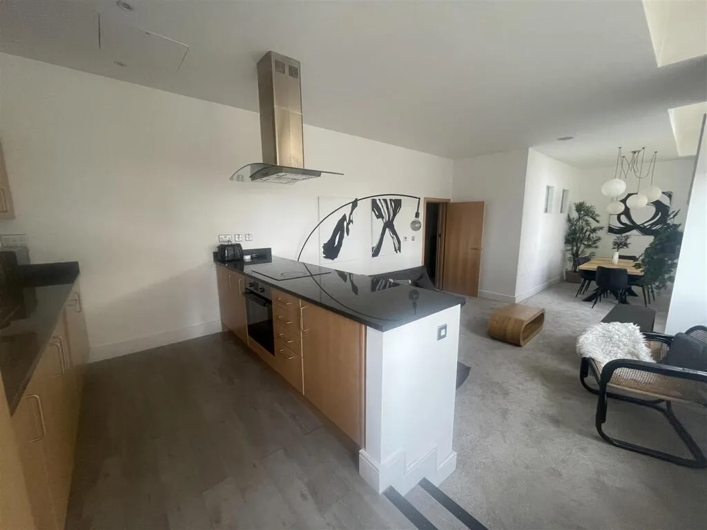 3 bedroom apartment for rent