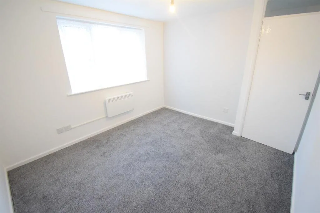 2 bedroom house for rent