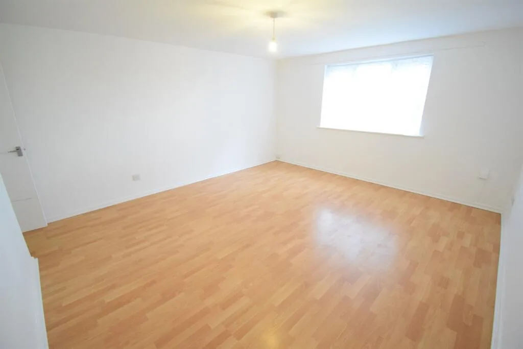 2 bedroom house for rent
