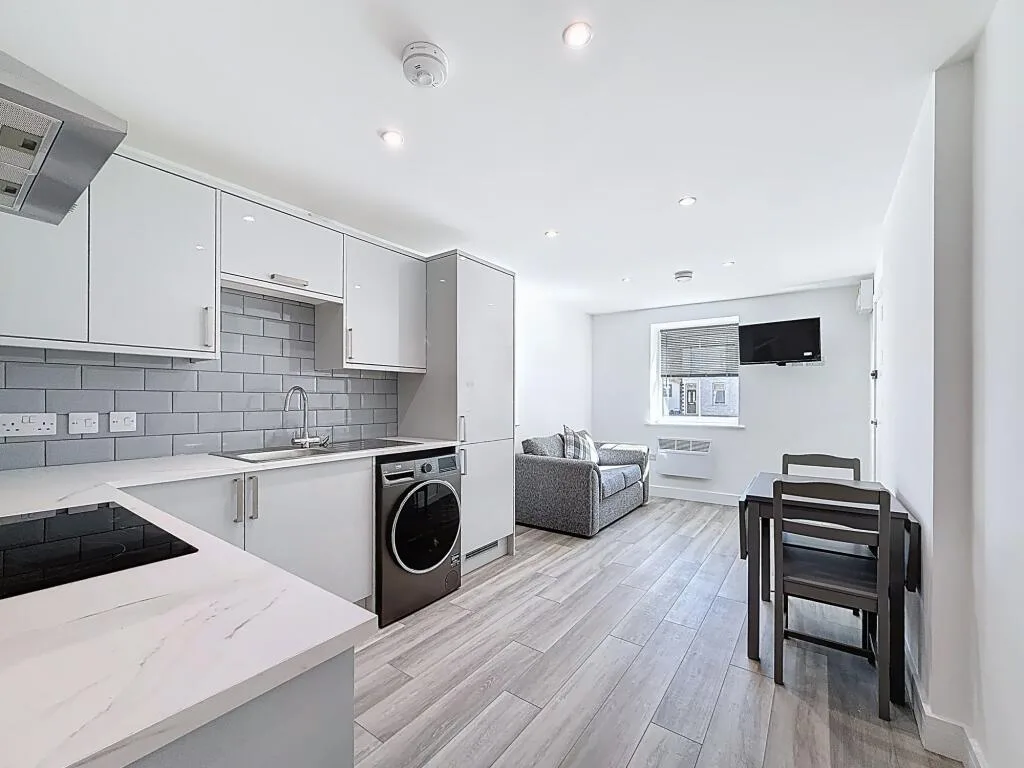 1 bedroom apartment for rent