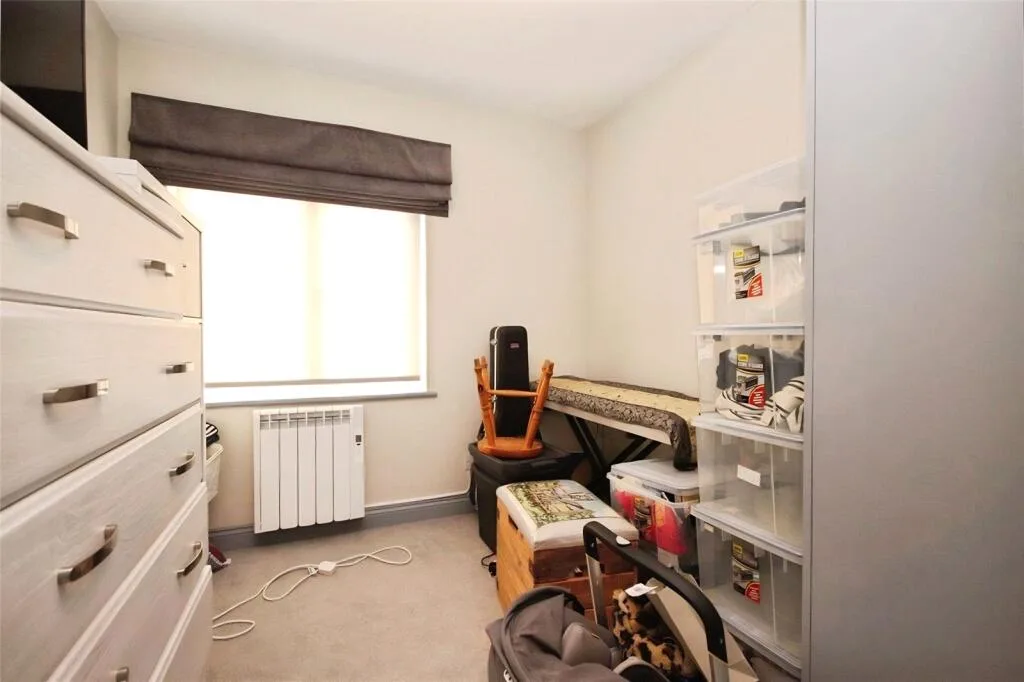 2 bedroom maisonette for rent