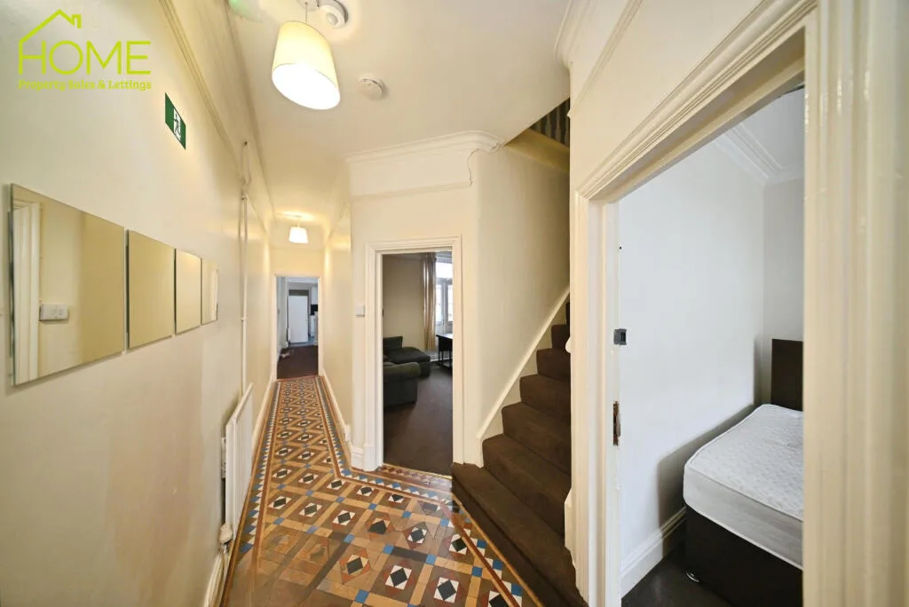 4 bedroom terraced house for rent