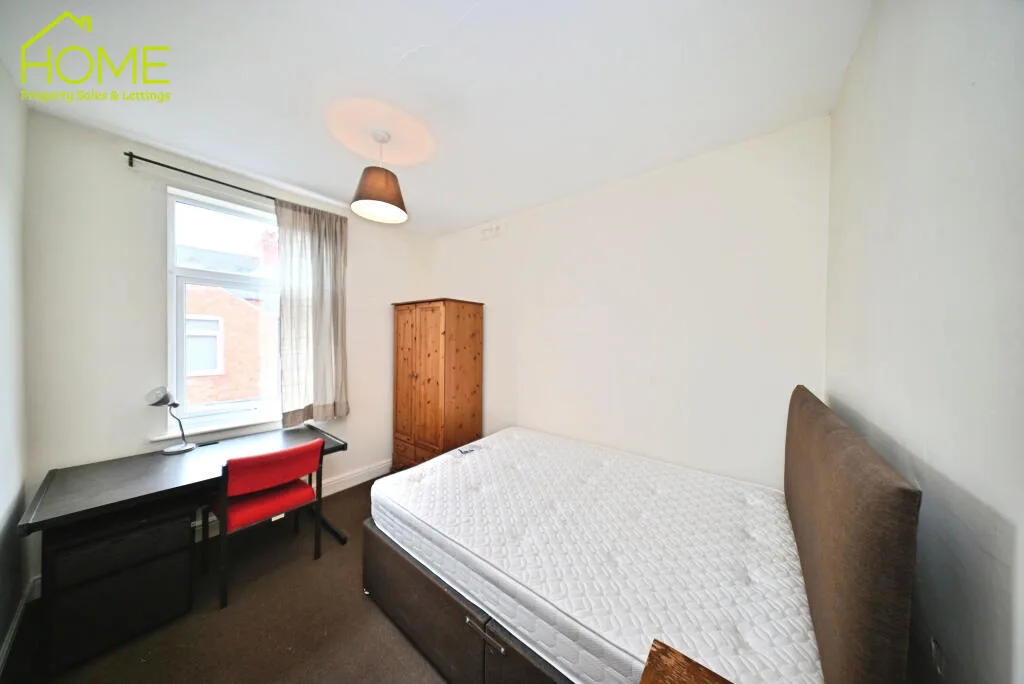 4 bedroom terraced house for rent