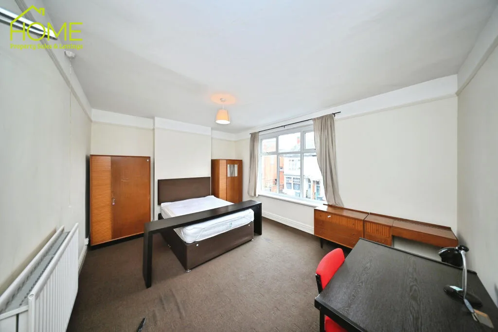 4 bedroom terraced house for rent