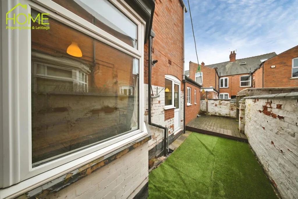 4 bedroom terraced house for rent