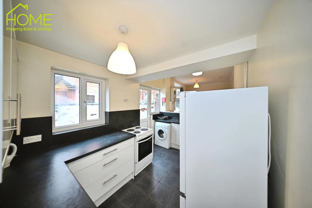 4 bedroom terraced house for rent