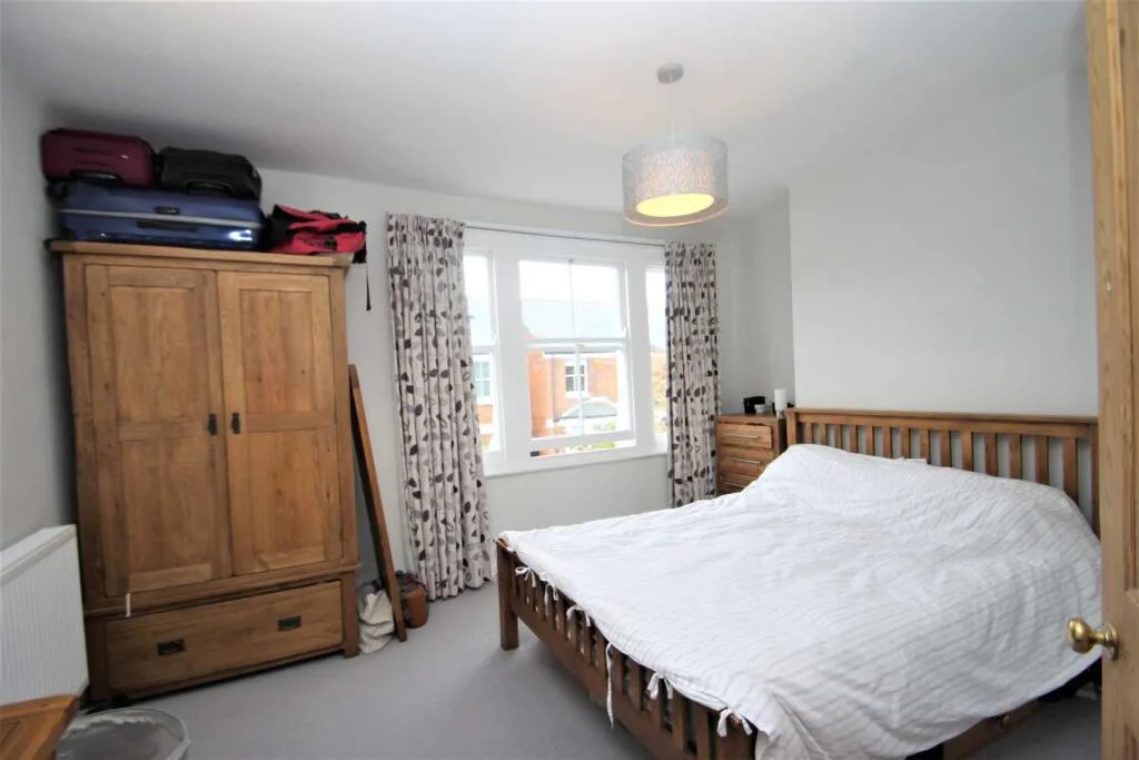 4 bedroom house for rent