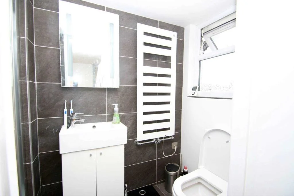 4 bedroom house for rent