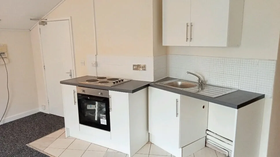 Studio flat for rent
