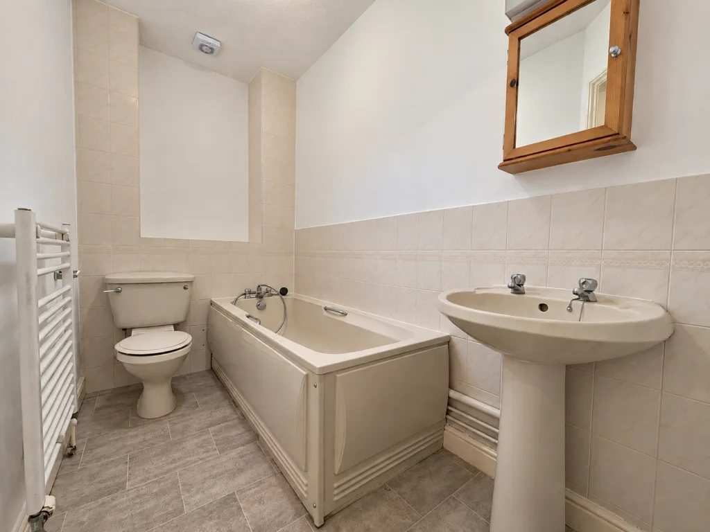 2 bedroom flat for rent