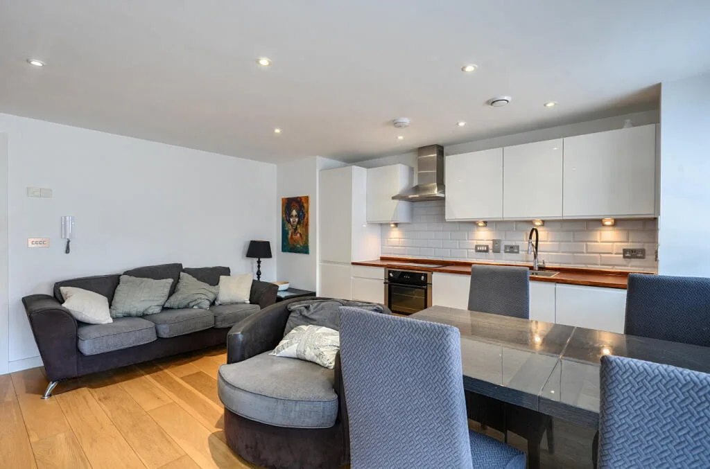 2 bedroom flat for rent