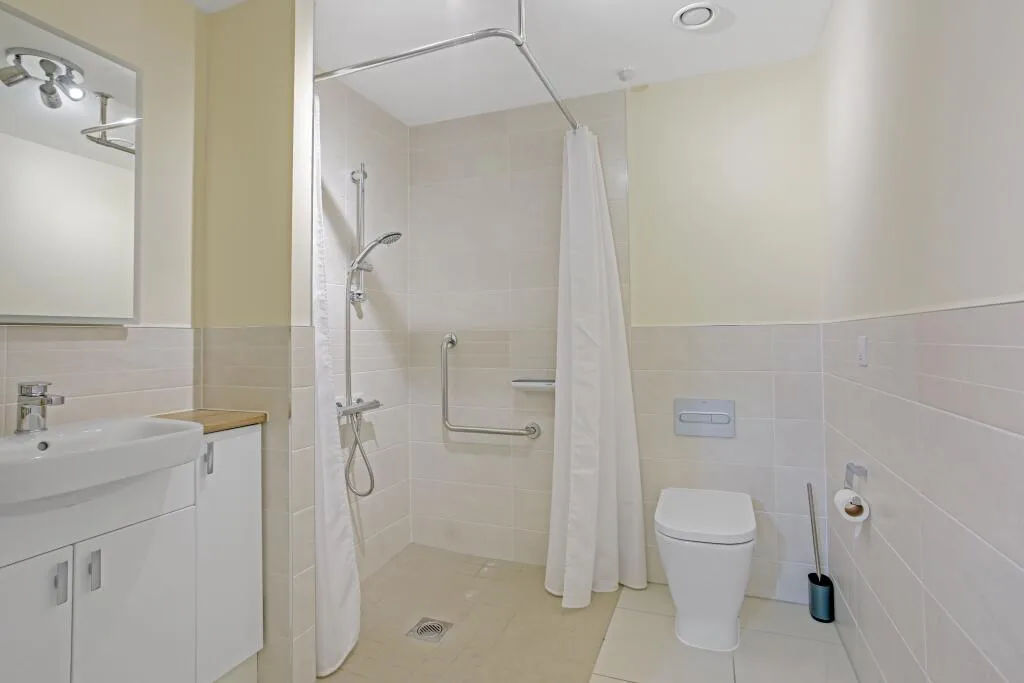 1 bedroom retirement property for rent
