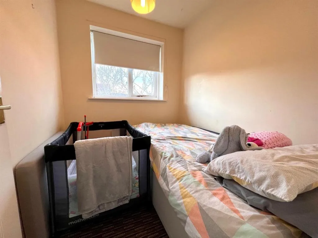 3 bedroom semi-detached house for rent
