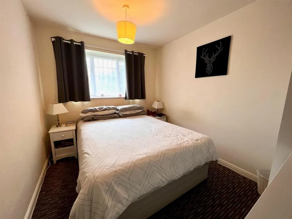 3 bedroom semi-detached house for rent