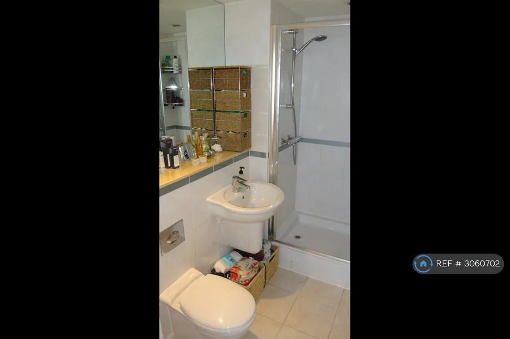 2 bedroom penthouse for rent