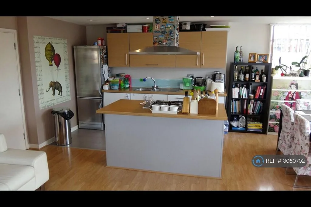2 bedroom penthouse for rent
