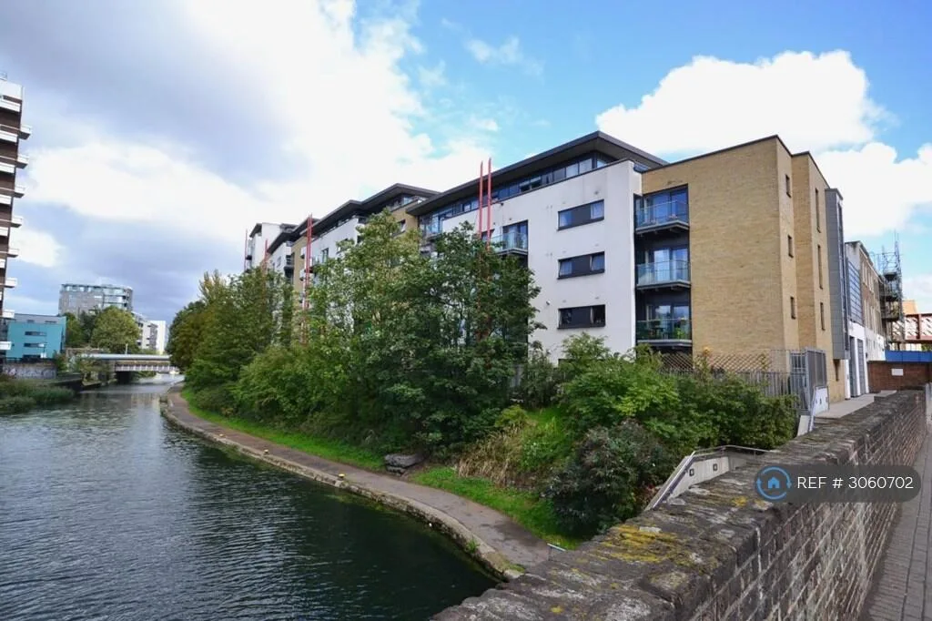 2 bedroom penthouse for rent