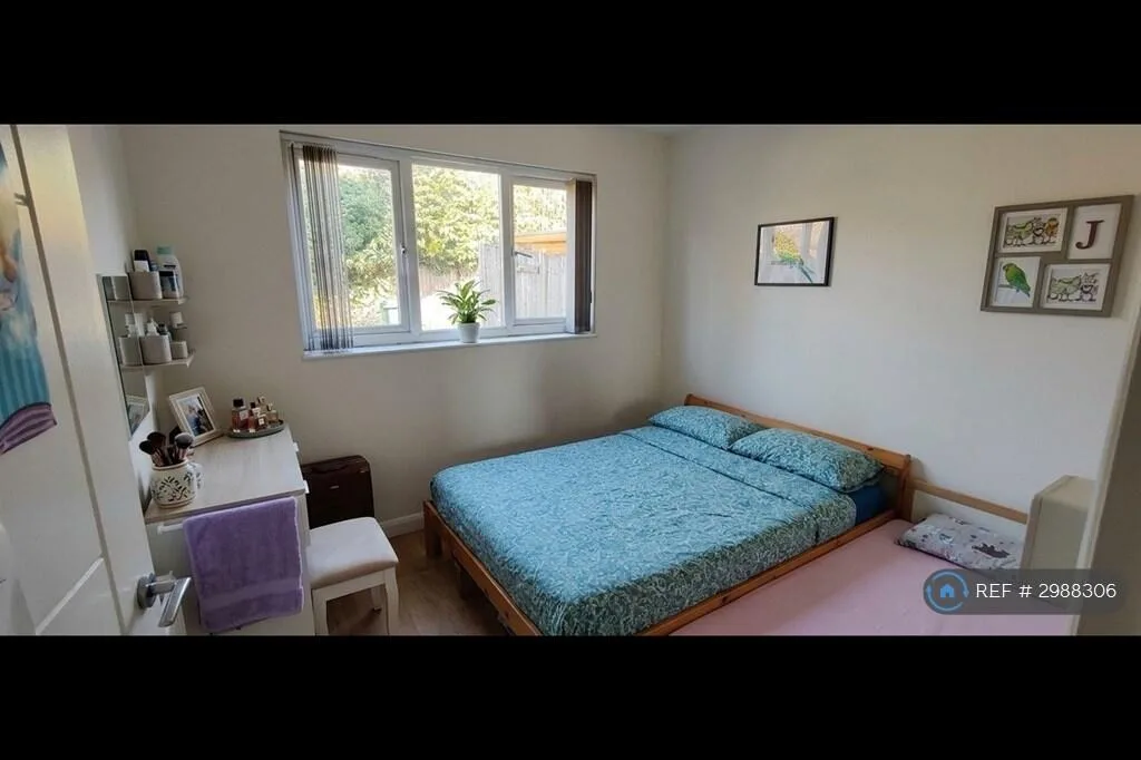 1 bedroom maisonette for rent