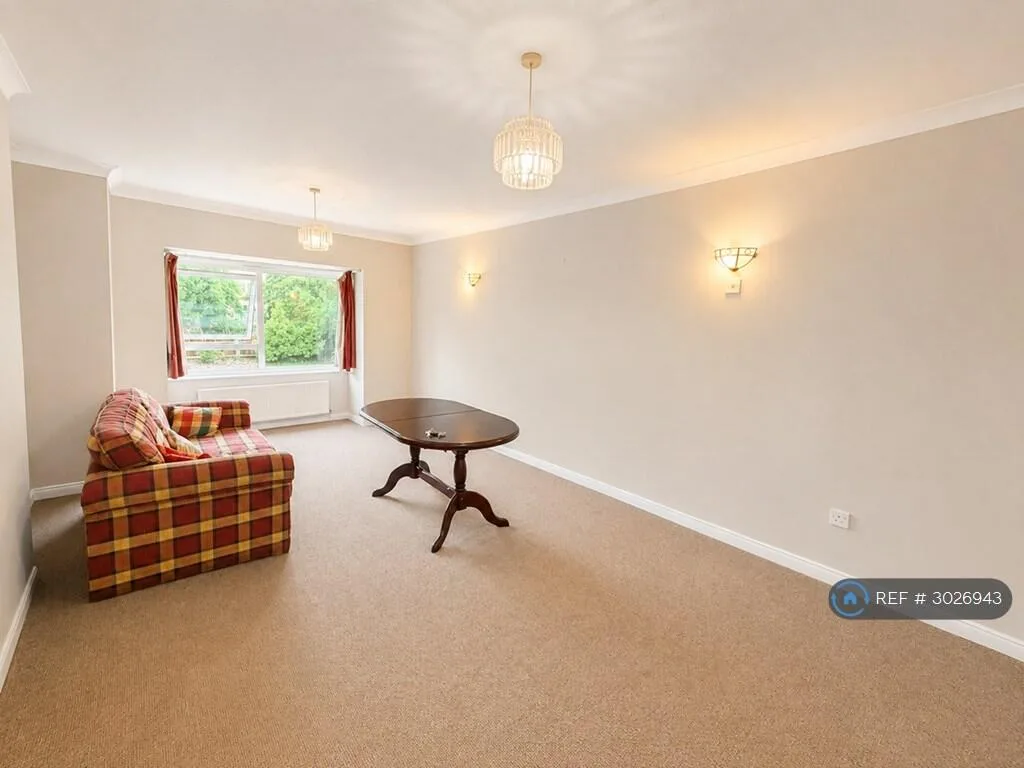 2 bedroom flat for rent
