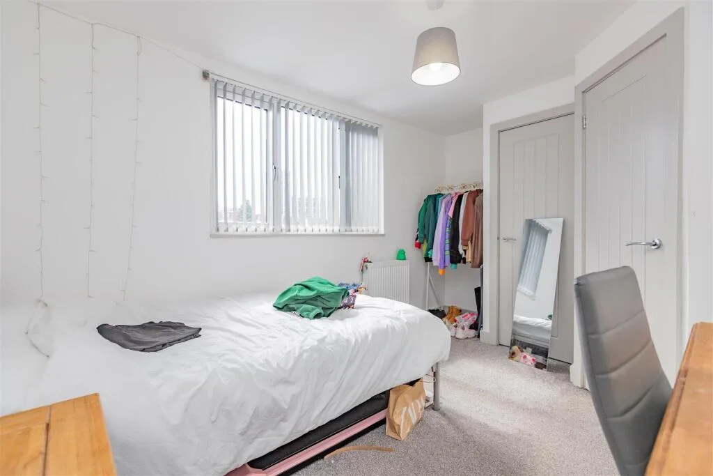 5 bedroom house for rent