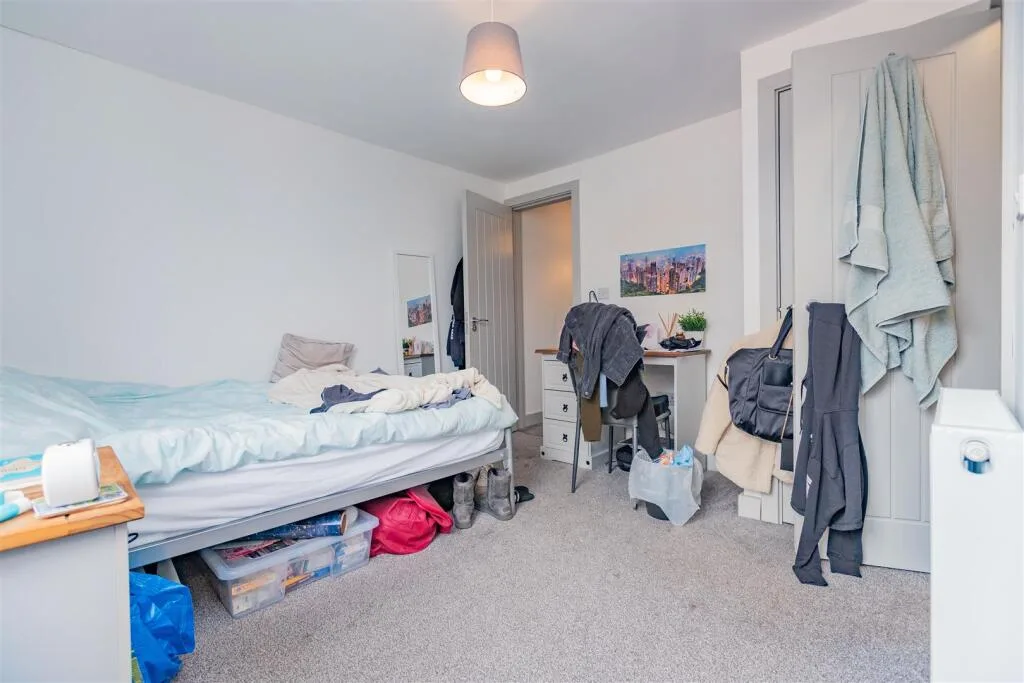 5 bedroom house for rent