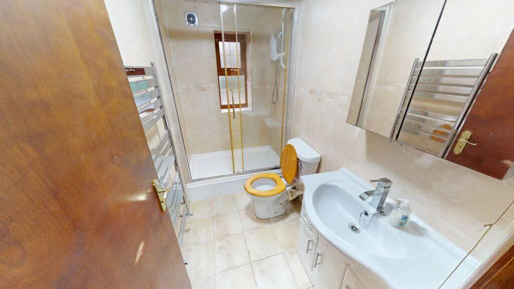 7 bedroom house for rent