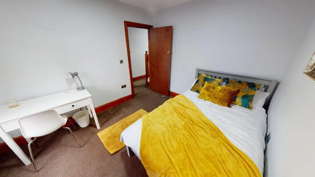 7 bedroom house for rent