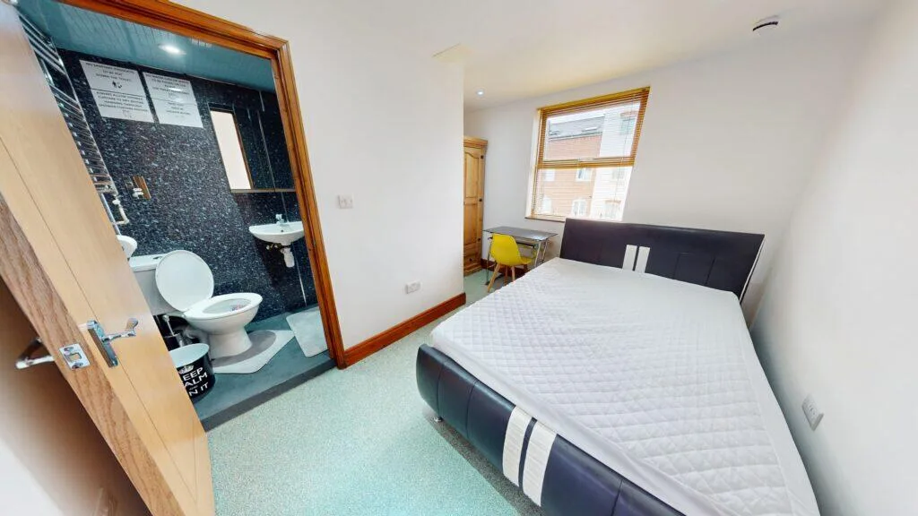 6 bedroom house for rent