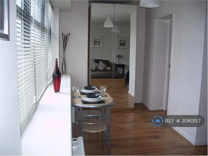 Studio flat for rent