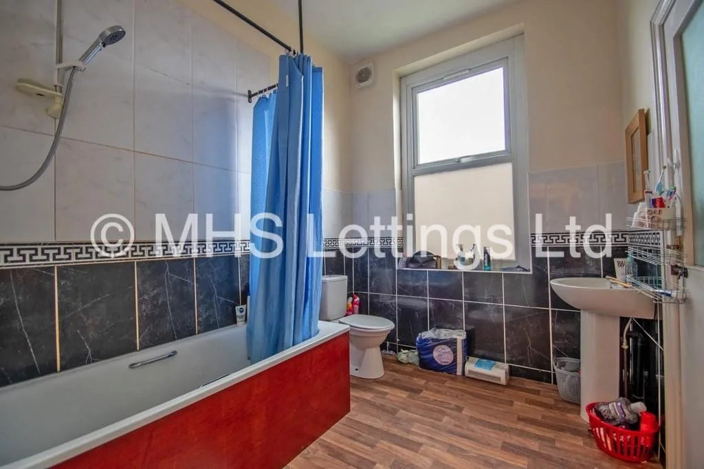 10 bedroom terraced house for rent