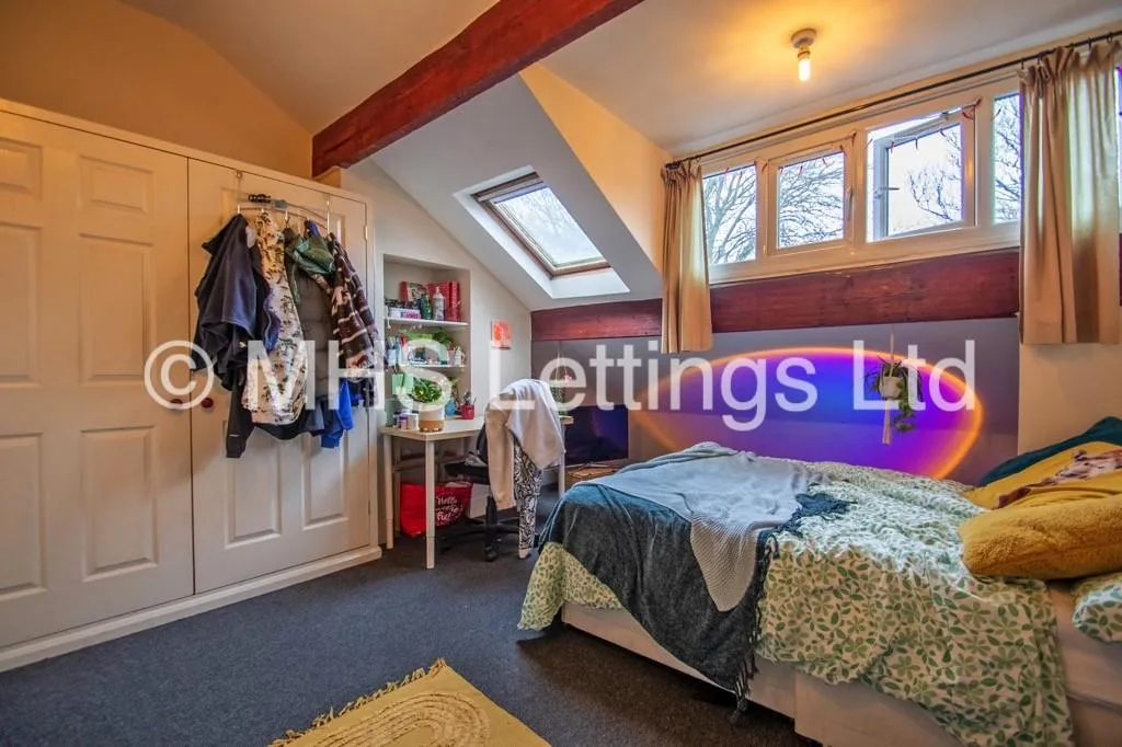 10 bedroom terraced house for rent