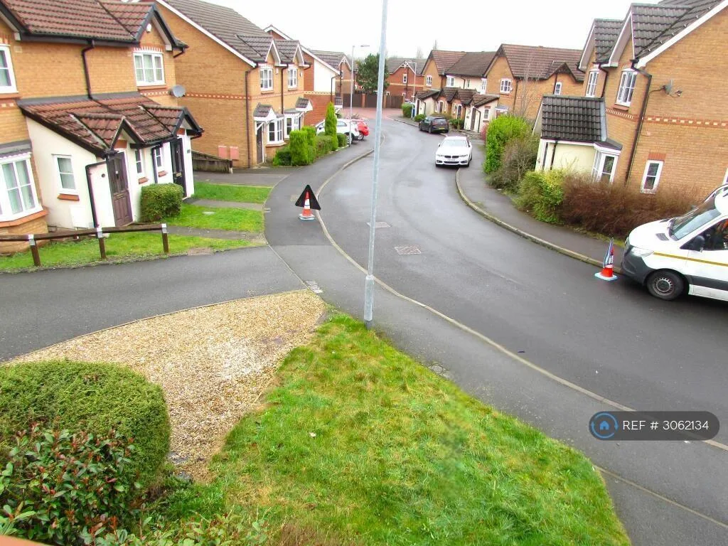 2 bedroom semi-detached house for rent