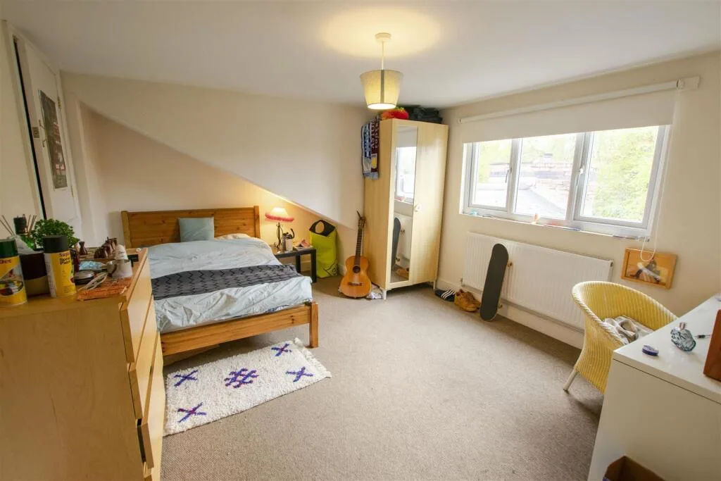 7 bedroom house for rent