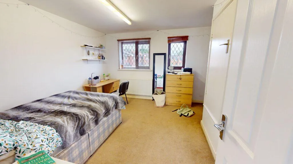 5 bedroom house for rent