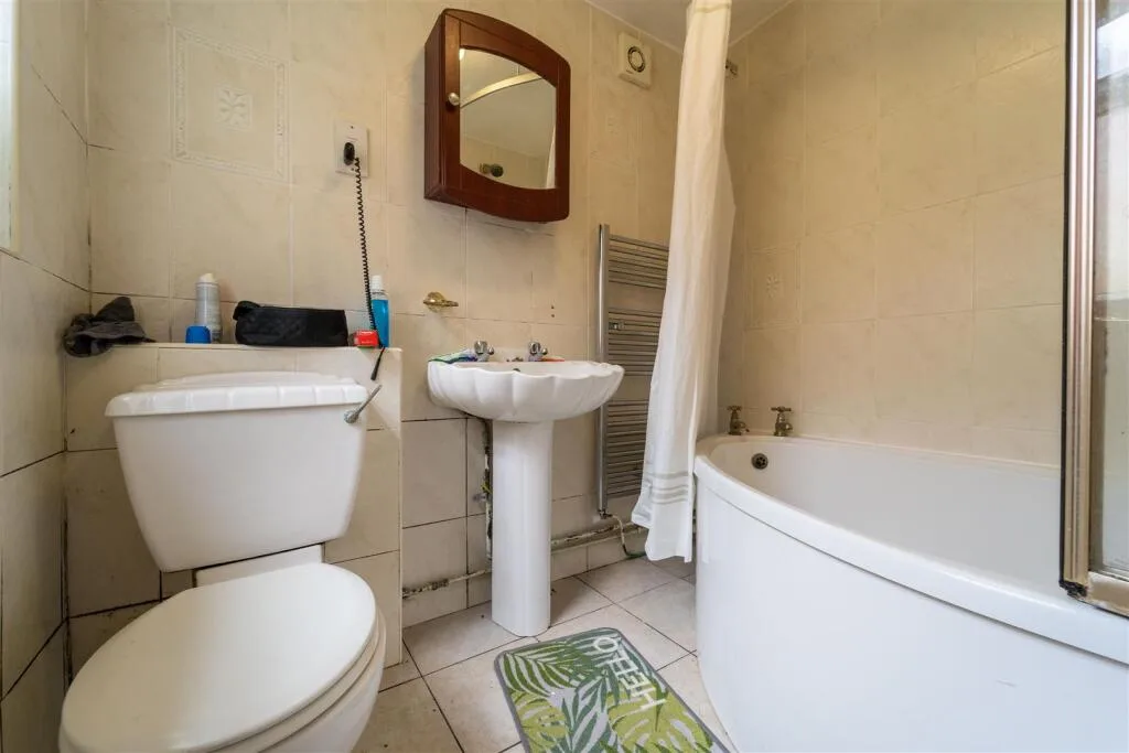 5 bedroom house for rent