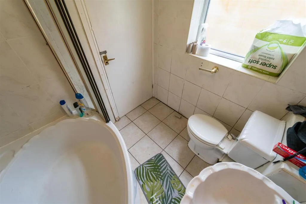 5 bedroom house for rent
